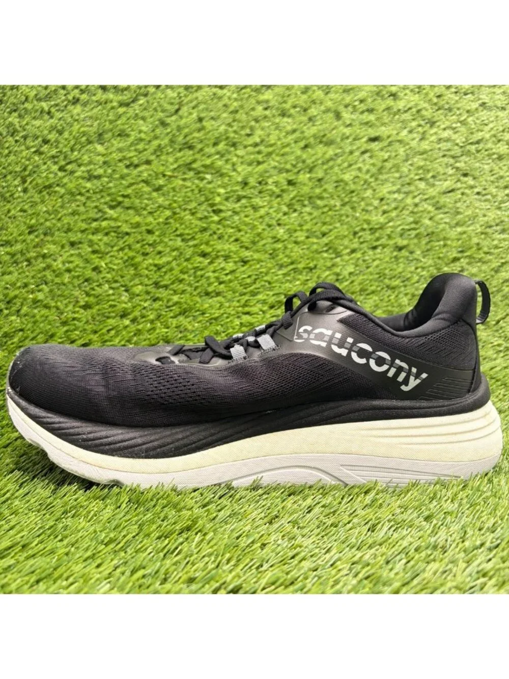 Saucony please review